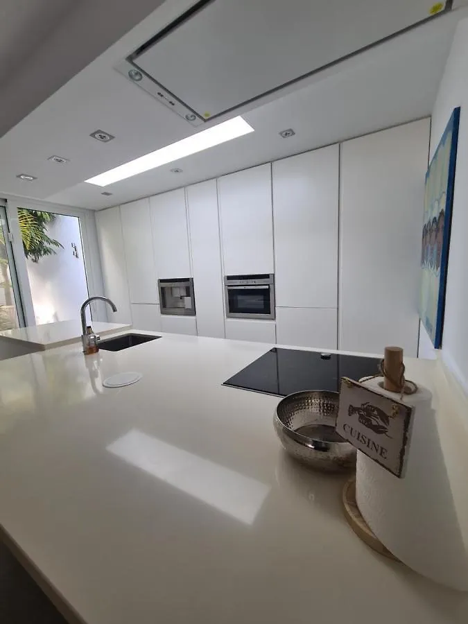 Nosotros Luxury Villa Los Cristianos  0*, Los Cristianos (Tenerife) Spagna