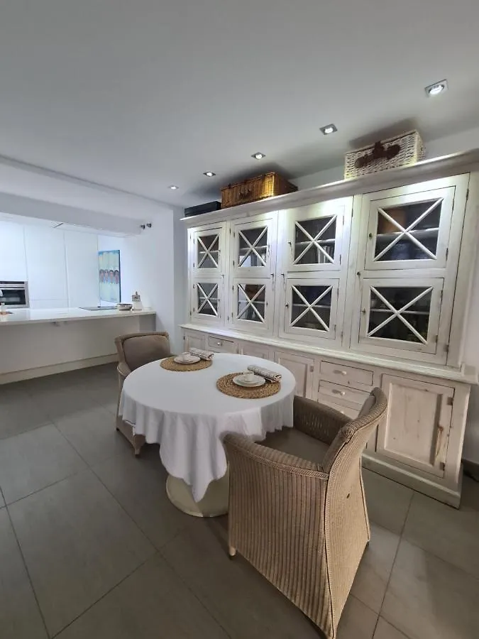Nosotros Luxury Villa Los Cristianos  İspanya